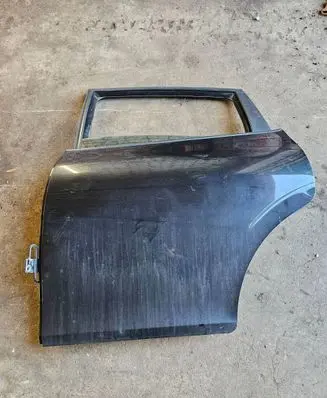 Seat Leon (1P) Rear door