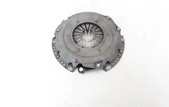 Ford Mondeo MK II Pressure plate 1057581