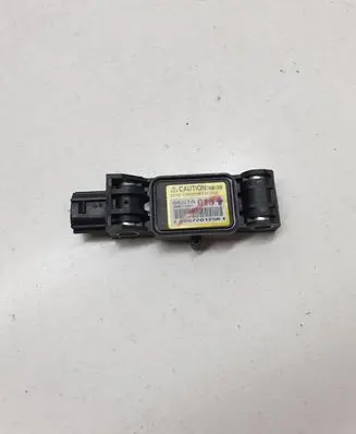 Mitsubishi Grandis Airbag deployment crash/impact sensor 8651A015