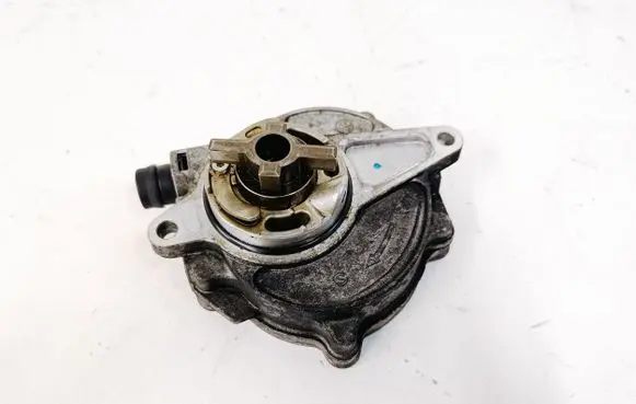 Volvo XC70 Vacuum pump 6G9N2A451AG