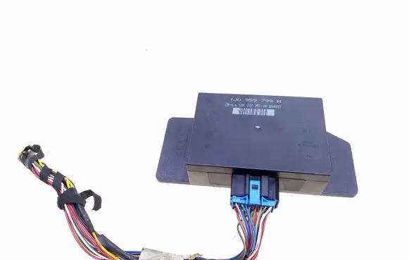Volkswagen PASSAT B5 Comfort/convenience module 1J0959799H
