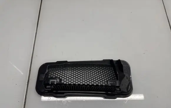 BMW X7 G07 Air micro filter air duct channel part 9389370
