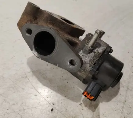 Nissan X-Trail T30 EGR valve