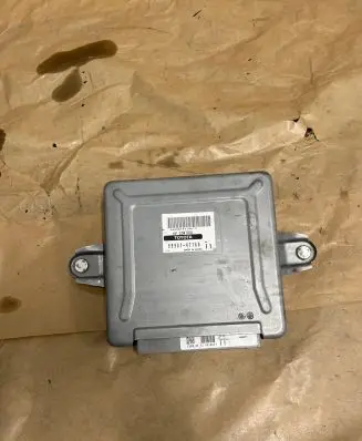 Toyota Prius (XW20) Engine control unit/module 8998147160