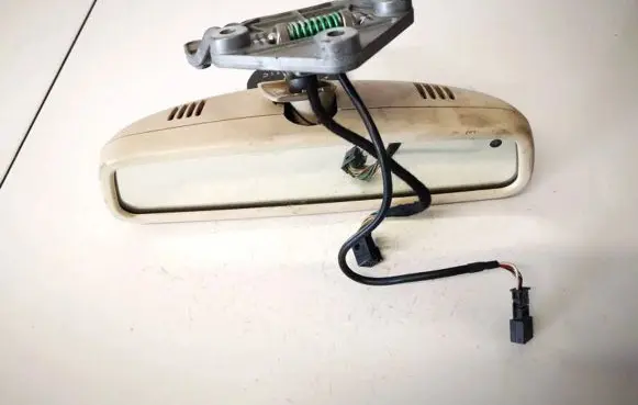 Mercedes-Benz CLS C219 Rear view mirror (interior) e1010696