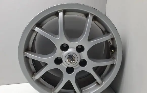 Nissan Qashqai R16 alloy rim 