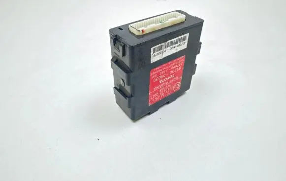Toyota Avensis T250 Alarm control unit/module 8973005030 237003180