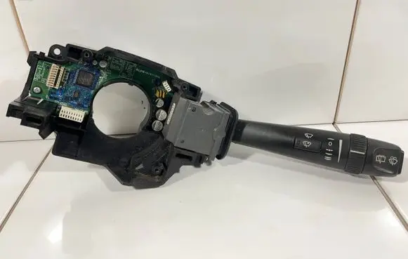Volvo XC70 Wiper control stalk 30669742 04W39D