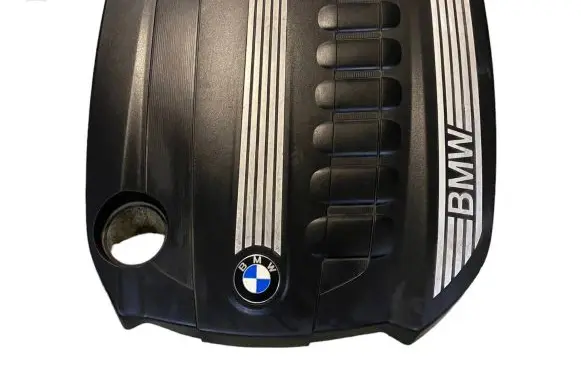BMW 5 F10 F11 Engine cover (trim) 7800575 13717800575