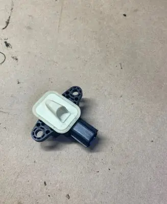 Volvo XC60 Airbag deployment crash/impact sensor 30798030