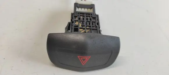 Nissan Primera Hazard light switch 06016 4Z06U