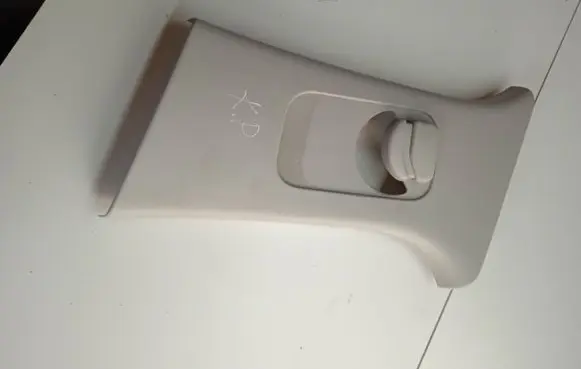 (B) pillar trim (top)