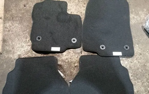 Ford B-MAX Car floor mat set 