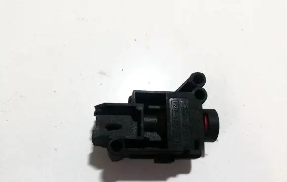 Ford Mondeo Mk III Fuel cut-off switch f2ab9341aa 970916a