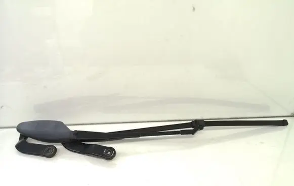 Mercedes-Benz E W211 Front wiper blade arm A2118200744