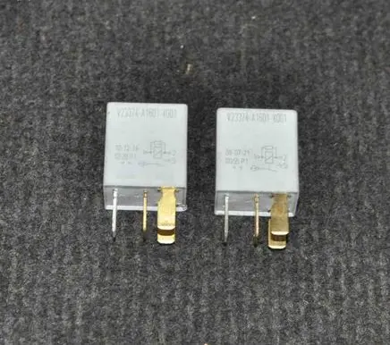 Toyota Avensis T270 Other relay 9008087019