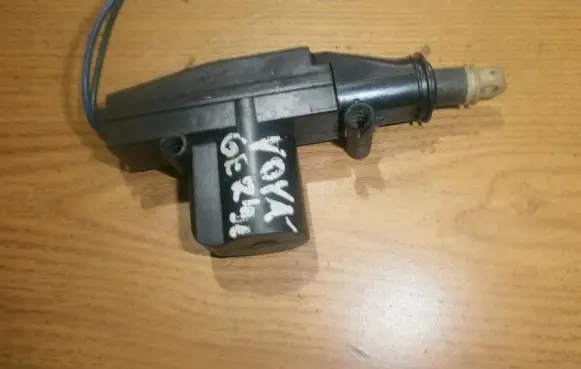 Chrysler Voyager Central locking motor 777