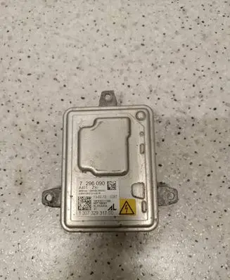 BMW 3 F30 F35 F31 Headlight ballast module Xenon 7296090
