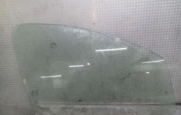 Suzuki Alto Front door window glass four-door