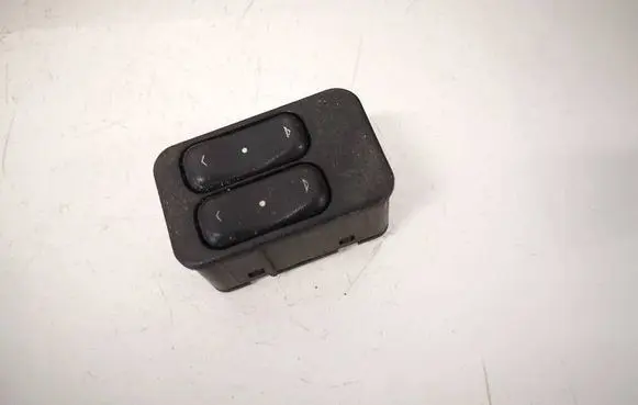 Opel Astra G Electric window control switch 13363201