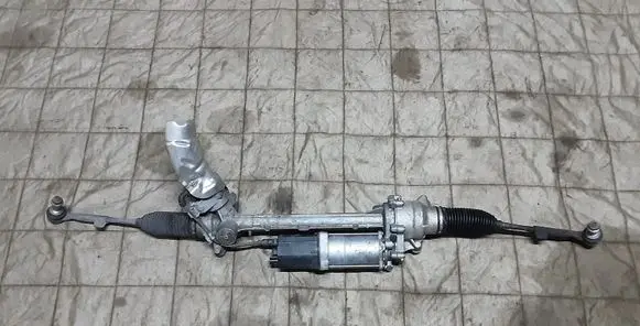 BMW 4 F32 F33 Steering rack 6889131
