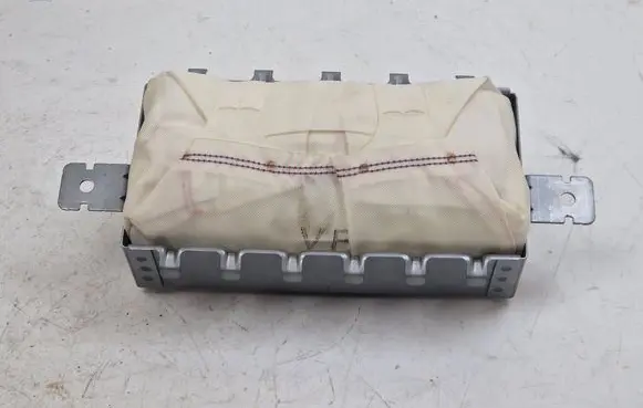 Hyundai i40 Passenger airbag 845303Z000
