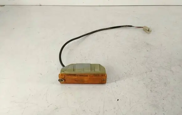 Volkswagen Golf II Front indicator light 121423 014014