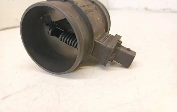 Opel Meriva B Mass air flow meter F00C2G8001
