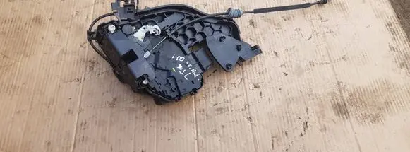 Volvo V50 Rear door lock 985916101 30699111