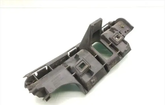 Volvo C30 Rear bumper mounting bracket 30657219