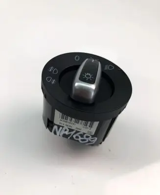 Volkswagen Golf VI Light switch 3C8941431C