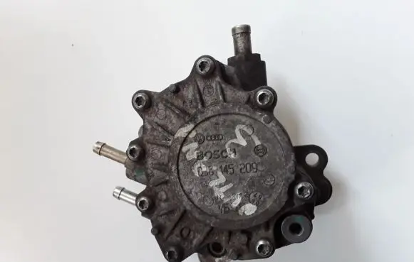 Mitsubishi Outlander Fuel injection high pressure pump 03G145209C