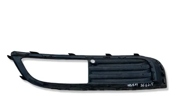 Opel Insignia A Front fog light trim/grill 13238371