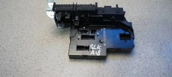 Mercedes-Benz SLK R172 Engine control unit/module 1729060205