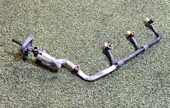 Fuel return line/hose