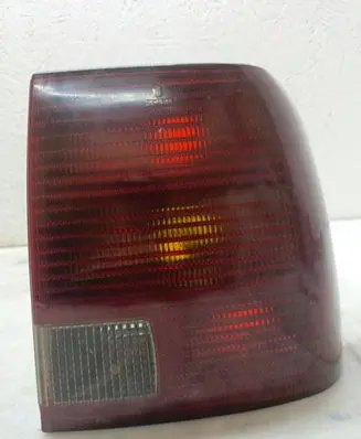 Volkswagen PASSAT B5 Rear/tail lights 3B5945096G