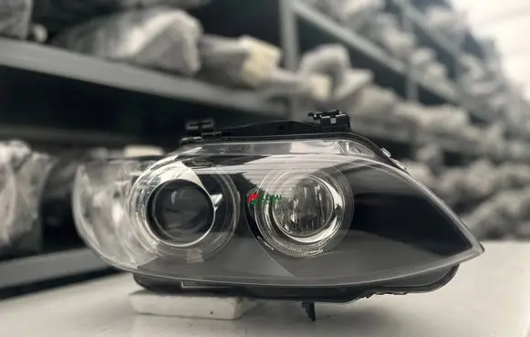 BMW 3 E92 E93 Headlight/headlamp 7162142