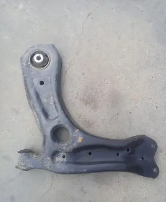 Skoda Rapid (NH) Front lower control arm/wishbone