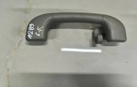 Chevrolet Captiva Rear interior roof grab handle
