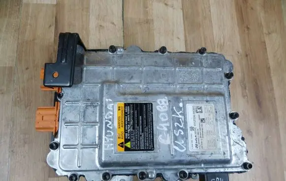 KIA Ceed Voltage converter/converter module 364002B076