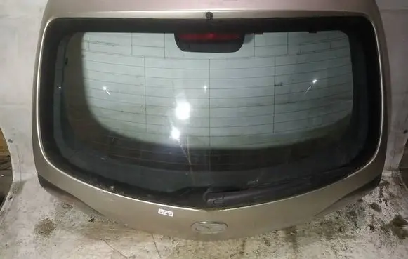 Mazda 3 I Tailgate/trunk/boot lid rudas