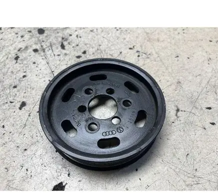 Volkswagen Golf IV Power steering pump pulley 038145255B