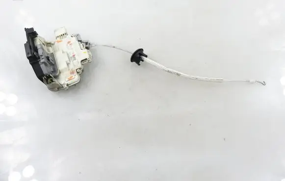 Audi Q7 4L Front door lock 3C1837015A