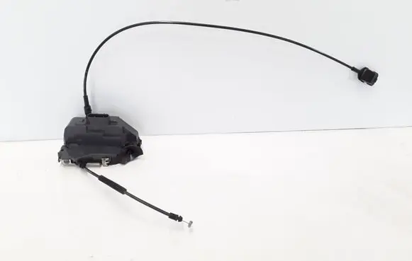 Renault Twingo II Front door lock 8200384981