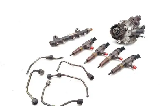 Ford Kuga II Fuel injection system set 9811347280 0445010592 0445110489