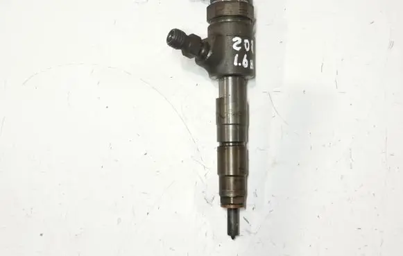 Peugeot 208 Fuel injector 0445110340