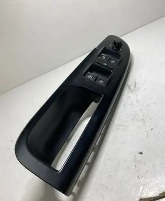 Volkswagen PASSAT B6 Electric window control switch 3C1867171B