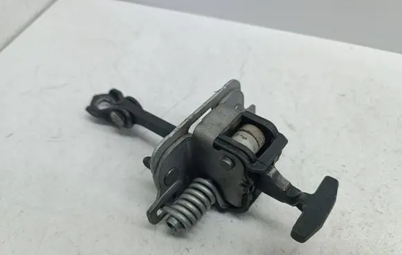 Citroen Berlingo Front door check strap stopper 813292
