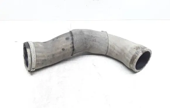 Volvo V70 Intercooler hose/pipe