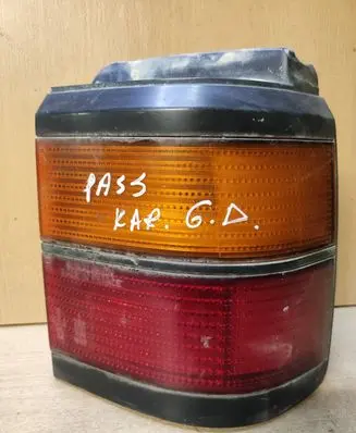 Volkswagen PASSAT B4 Rear/tail lights 333945257